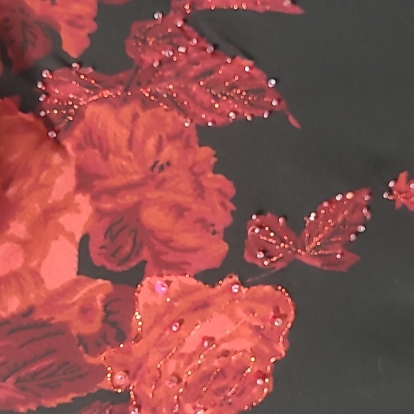 Droopy neckline dress - Picture 4 of 5